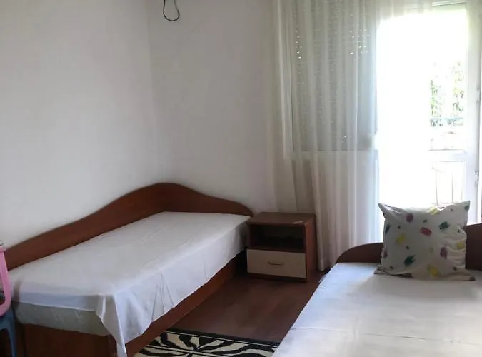 Sunny In Sunny Apartment